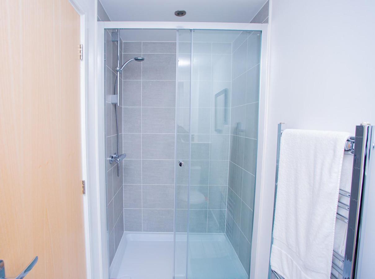 Mills Apartment - Two Bedroom En-Suite Apartment Northampton Exteriör bild